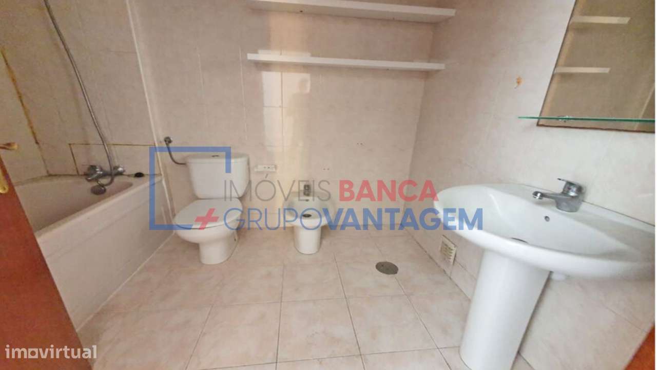 APARTAMENTO T2 - SUSÃO (VALONGO) - Grande imagem: 3/8