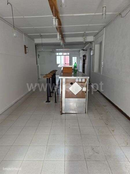 Moradia T2 / Carregal do Sal, Currelos, Papízios e Sobral - Grande imagem: 3/17