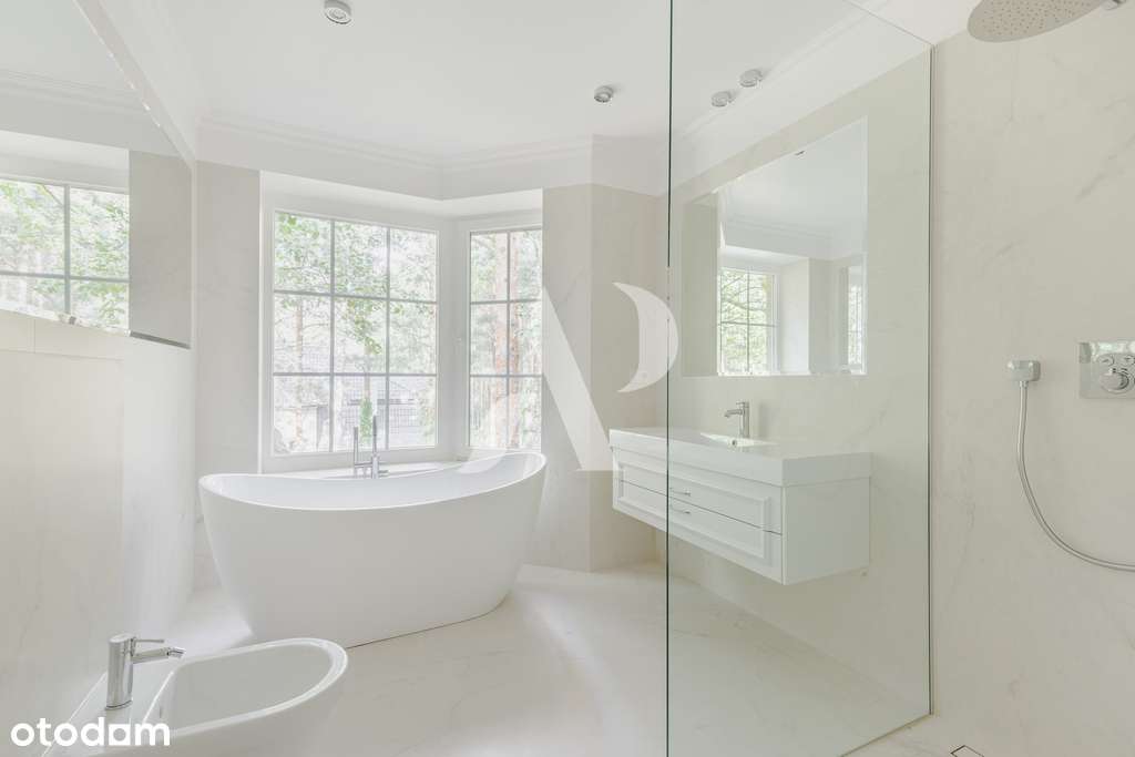 Wyjątkowa Rezydencja z basenem w Dąbrowie Leśnej-9