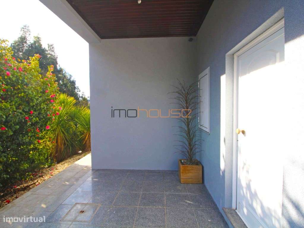 Moradia pronta habitar na Montanha - 1ha de Terreno-10