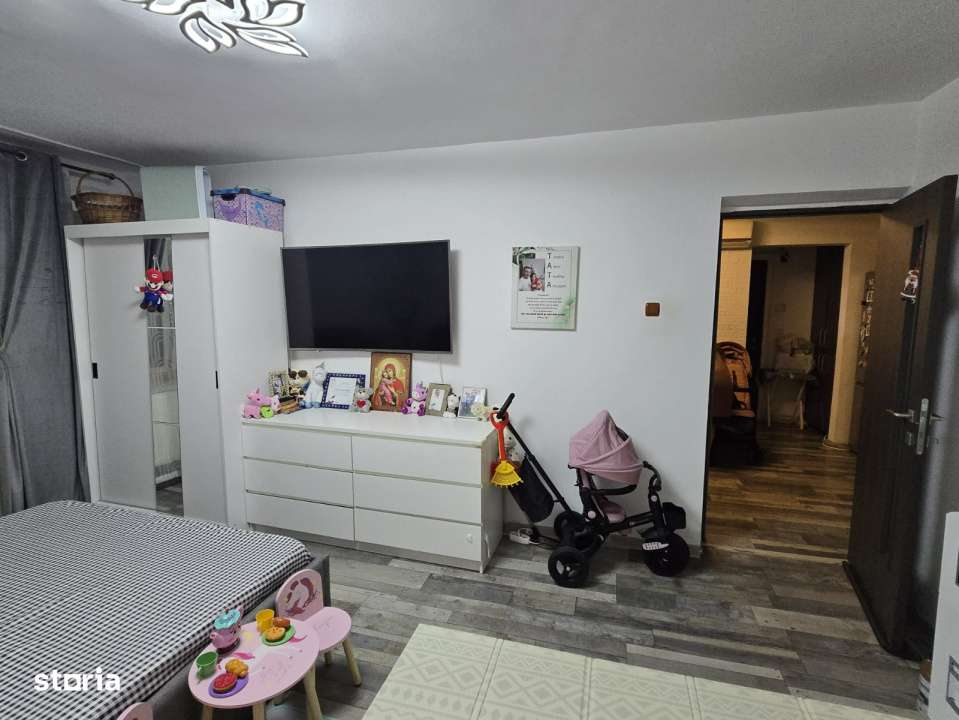 Apartament  2 camere, 49 mp, Lapus, Electroputere Mall-3