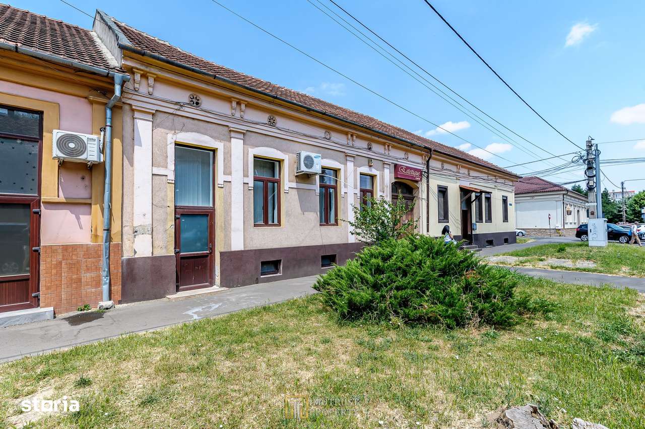Apartament de vânzare la casă, 90 mp utili-Ultracentral Arad - Imagine principală: 1/7