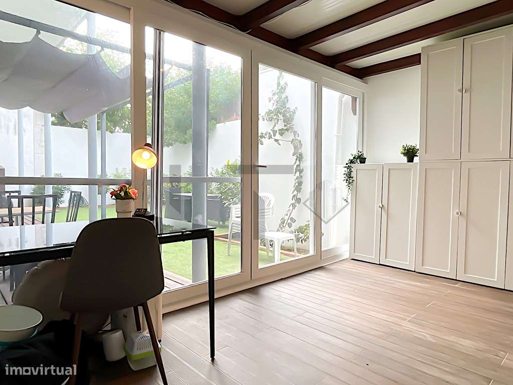 Apartamento T3+1 com Jardim Privado no Palácio Vila Garcia para Ven...-13