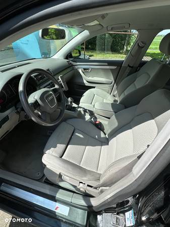 Audi A4 2.0 TDI - 9