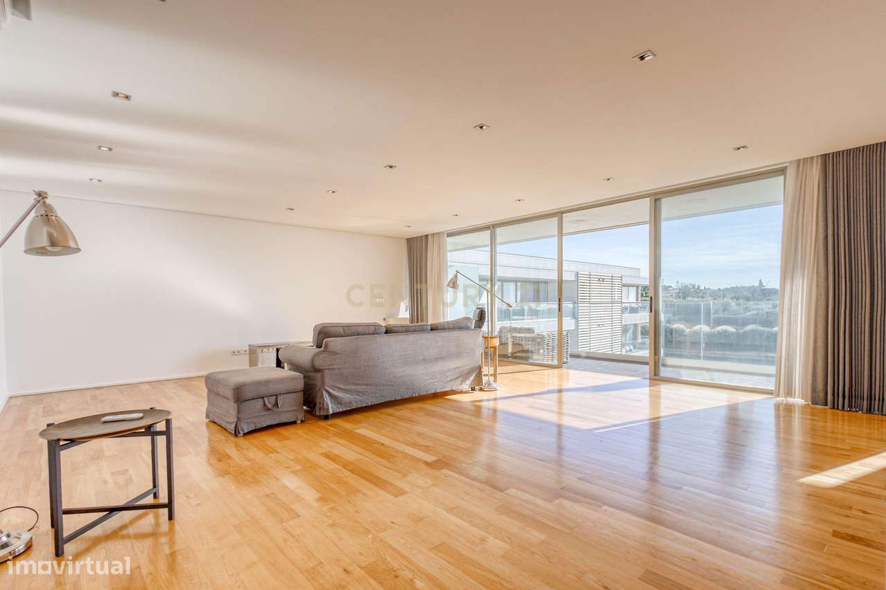 T3 na primeira linha de Praia com Piscina e Campo de Ténis - Grande imagem: 3/38