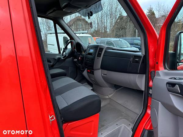 Volkswagen Crafter MAX - 12