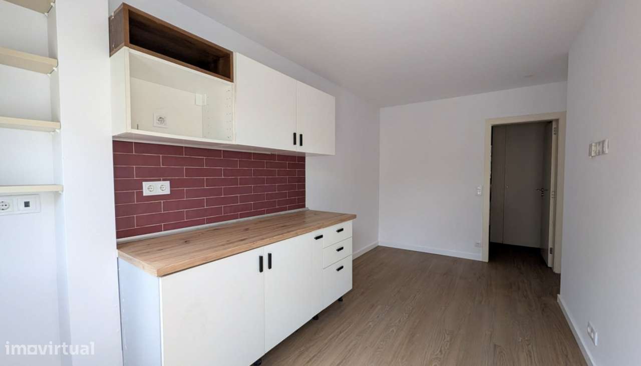 Venda de Moradia V2+2, São Mamede de Infesta, Matosinhos-18