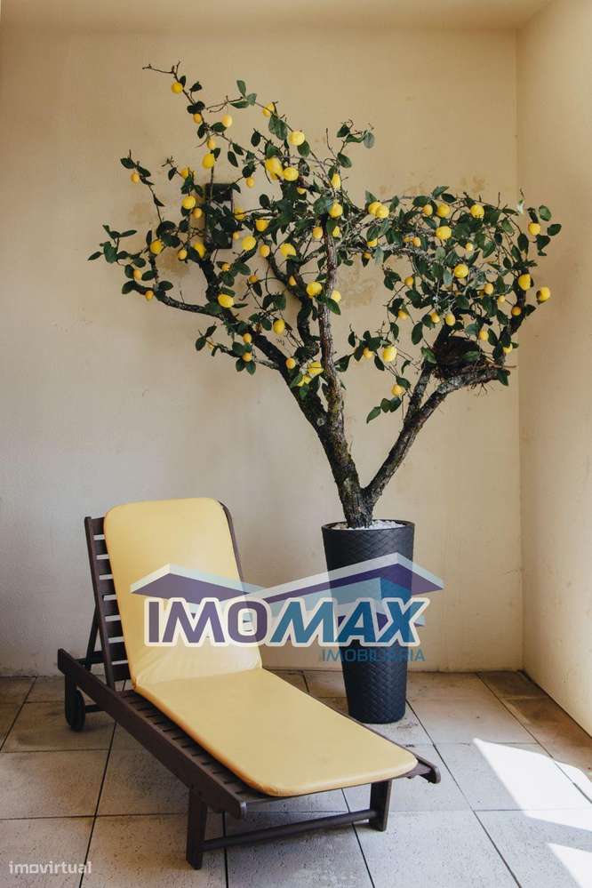 Apartamento T5 Triplex Ameal-10