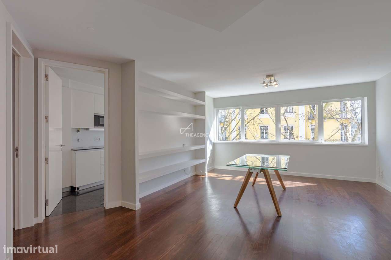 Apartamento T1 com Garagem na Rua Viriato – Avenidas Novas | Lisboa-0