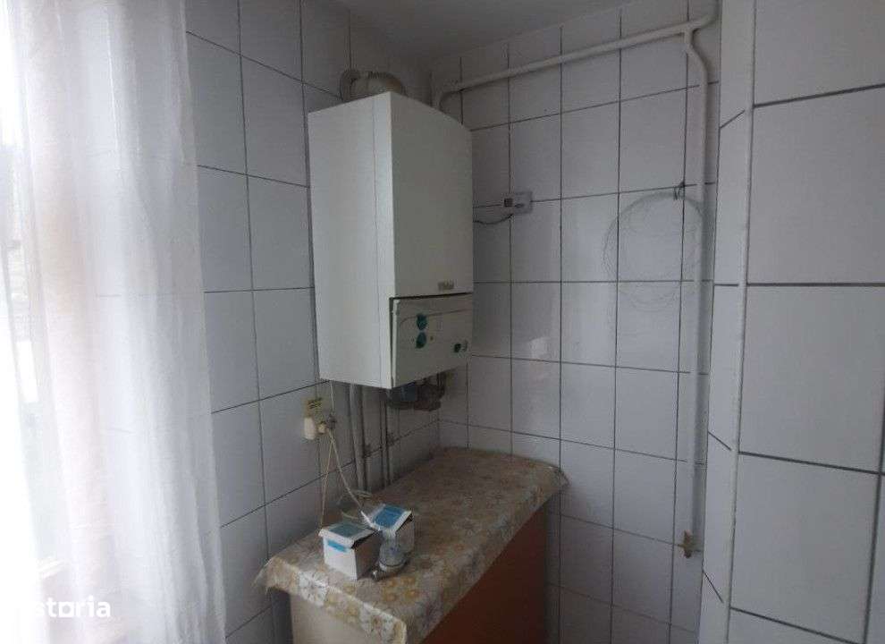 Apartament  3 camere Central , 67 metri, etaj parter Cod:160318-7