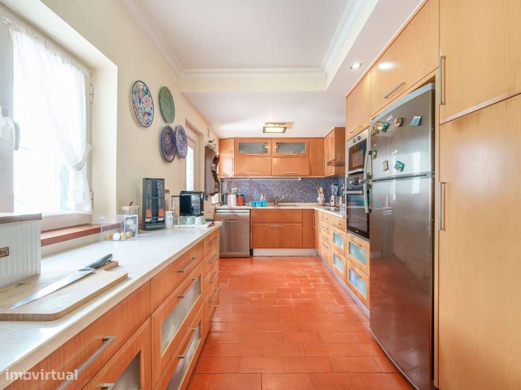 Propriedade Exclusiva em Alfeizerão: Elegância, Potencial Turístico...-27