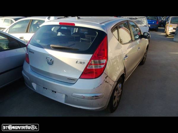 Traseira / Frente /Interior Hyundai I30 2008 - 2