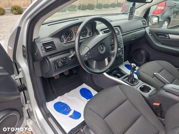 Mercedes-Benz Klasa B 180 BlueEffICIENCY - 7