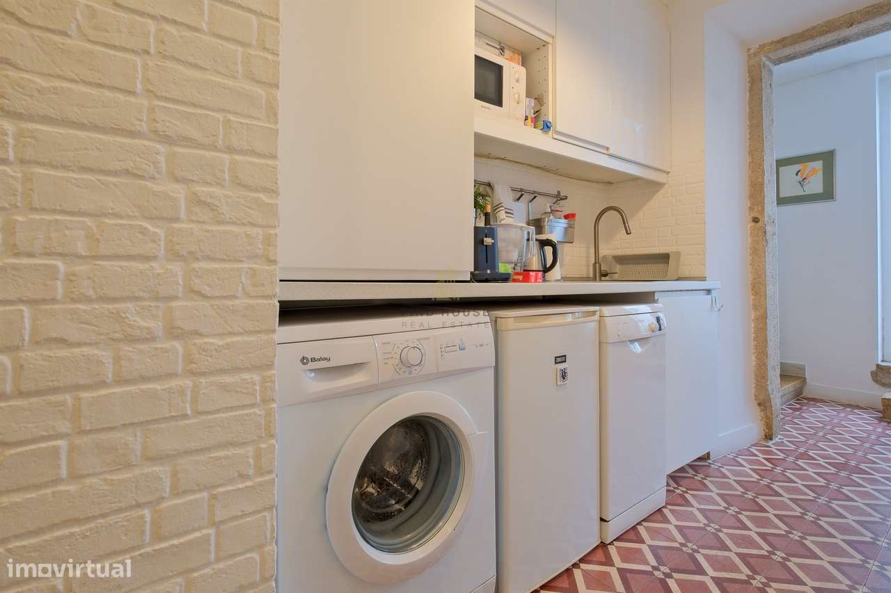 Apartamento T2 com licença para A.L. no centro de Lisboa - Grande imagem: 4/24