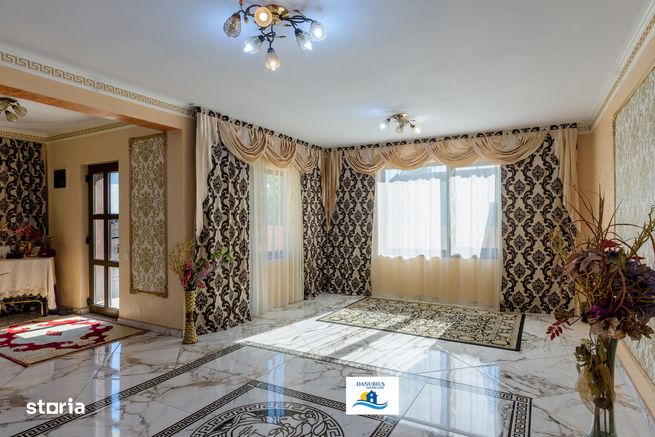 Vila de vanzare 6 camere in oras pret 250000neg-8