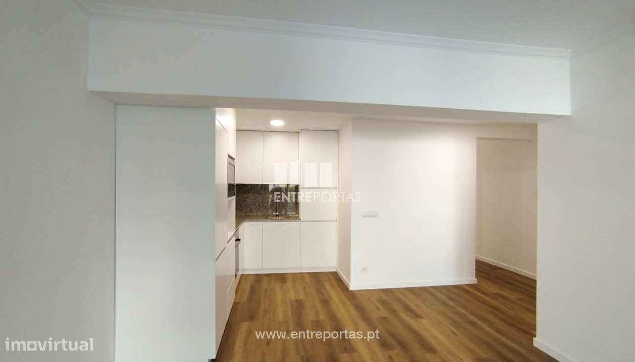 Venda de Apartamento T3 no centro da cidade, na Póvoa de Varzim - Grande imagem: 5/16