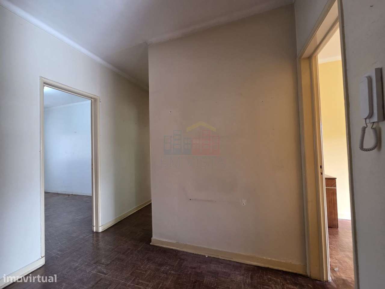 Centro Mem Martins - T4 para remodelação-15