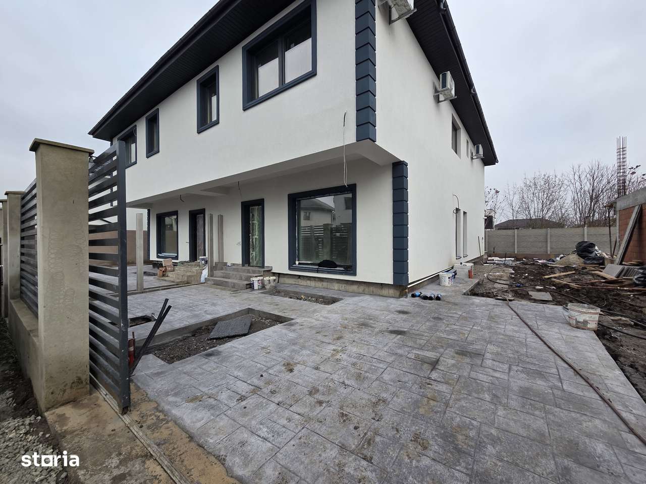 Duplex central 5 camere 190 mp Cristalului P+1+M, nou, modern, 3 bai - Imagine principală: 1/15