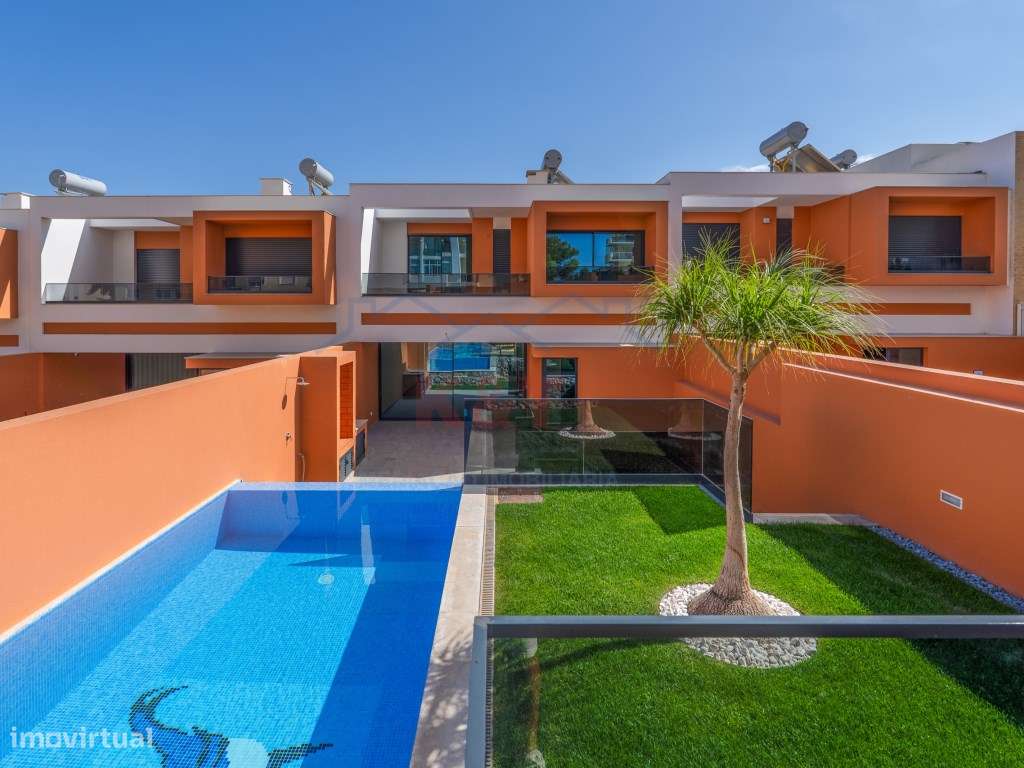 Moradia T3 com piscina-33