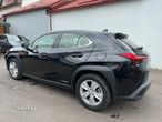 Lexus UX 250h FWD Business - 24