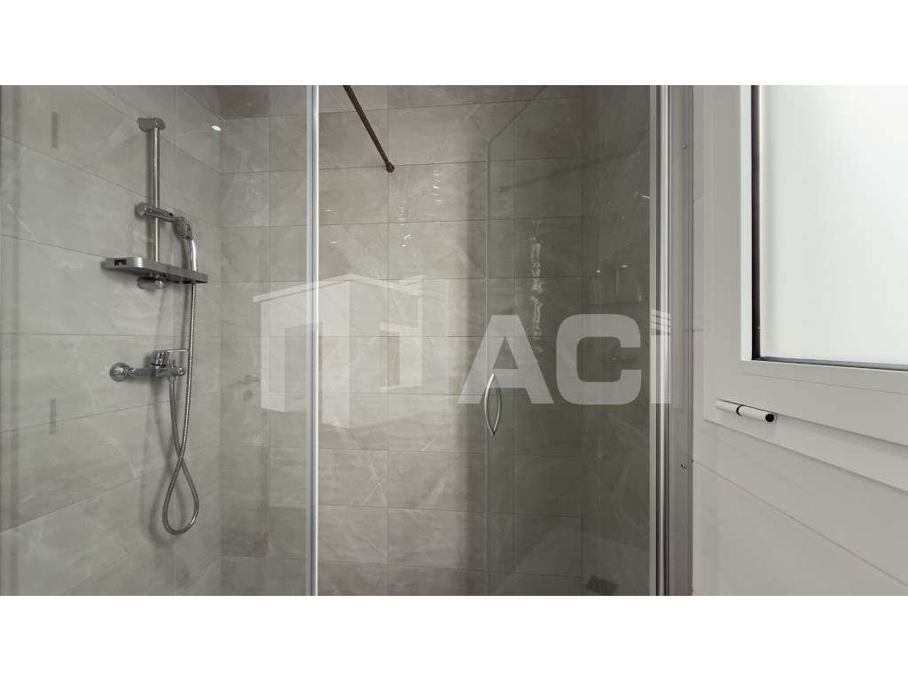 MORADIA TÉRREA SEMI-NOVA - Vidigal, Leiria-15