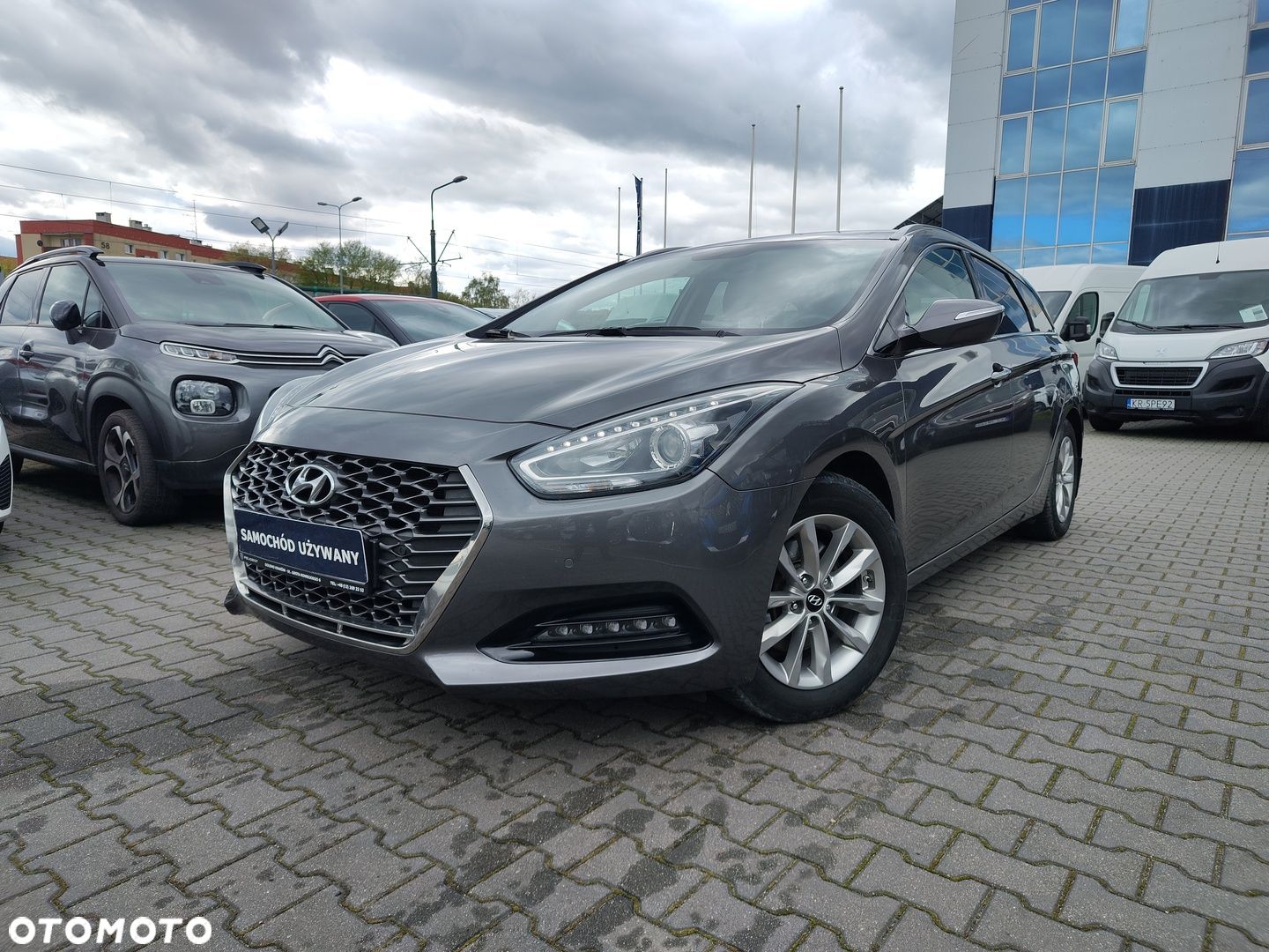 Hyundai i40 1.6 CRDi Comfort DCT - 1