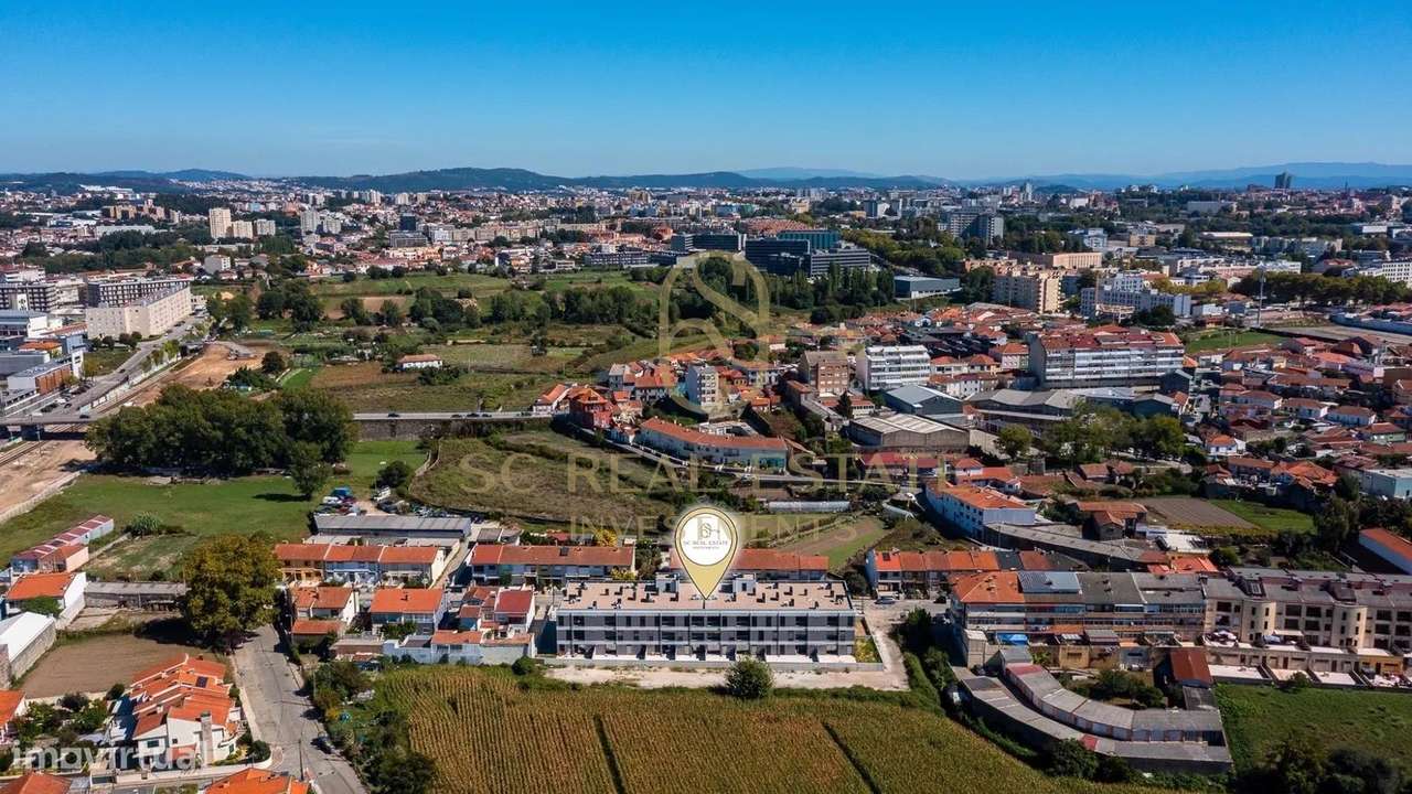 T2 Novo a estrear, 2 Suites, Varanda a Poente em São Mamede Infesta-32