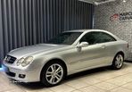 Mercedes-Benz CLK 220 CDi Avantgarde - 2