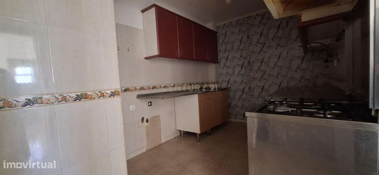 Apartamento T2 - Monte Abraão - Grande imagem: 5/17
