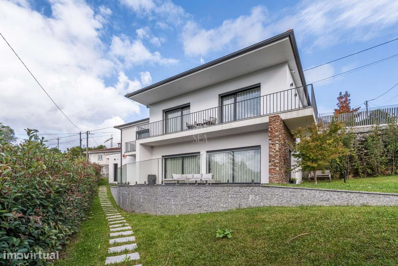 Morada individual com 4 suítes e piscina em Geraz do Minho - Póvoa de-43