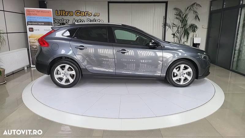 Volvo V40 Cross Country D2 Powershift Momentum - 7