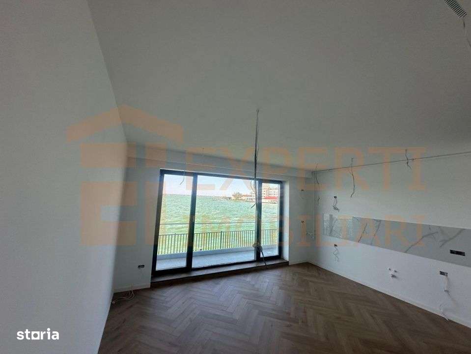 Apartament 3 camere Lake On Residence - vedere superba catre lac!-9