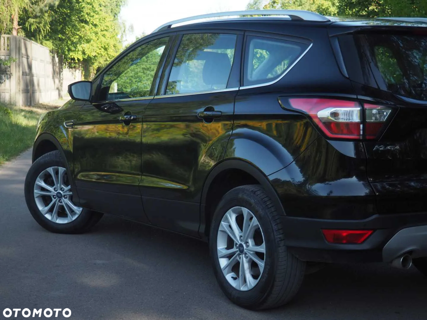 Ford Kuga 2.0 TDCi 4x2 Titanium - 39