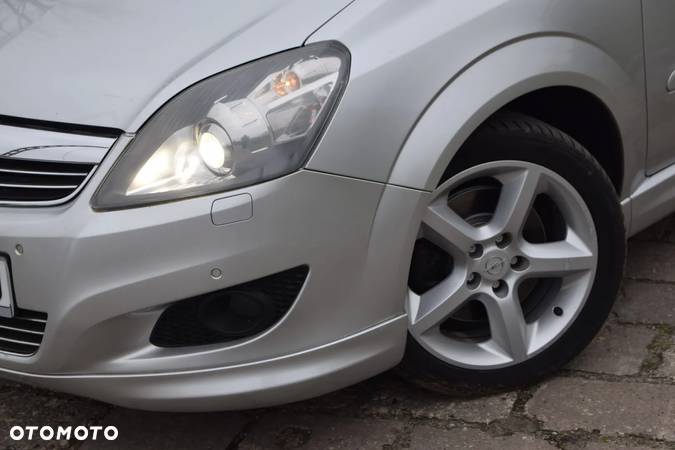 Opel Zafira 2.0 Turbo Sport - 18