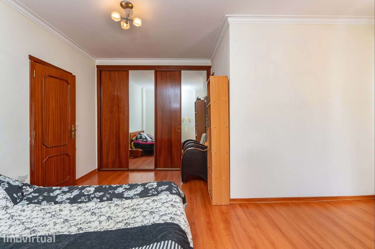 Fantastica Moradia T6 São João da Talha-21