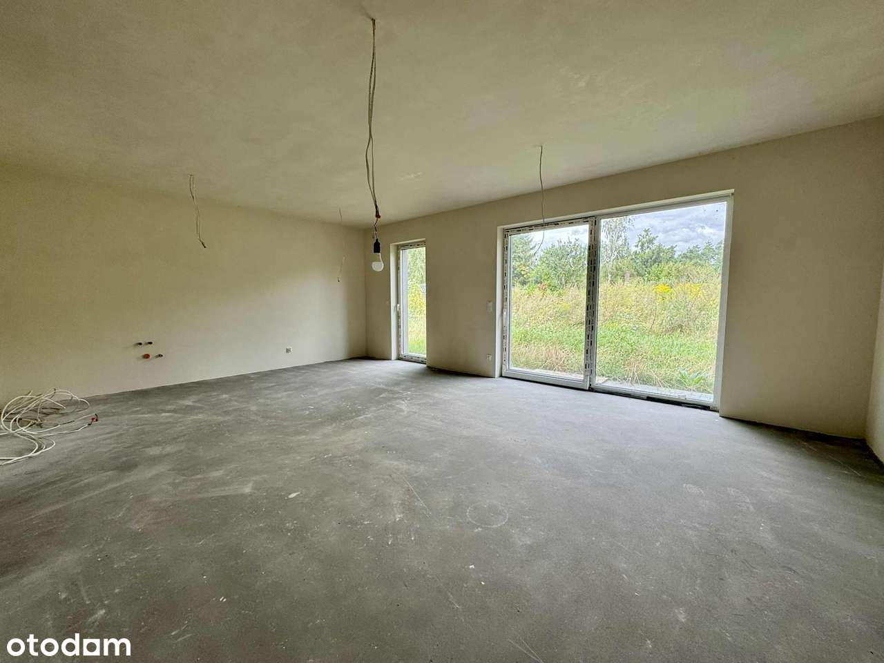 Dom z garażem, z 6 pokojami, blisko lasu i jezior, Smochowice-2