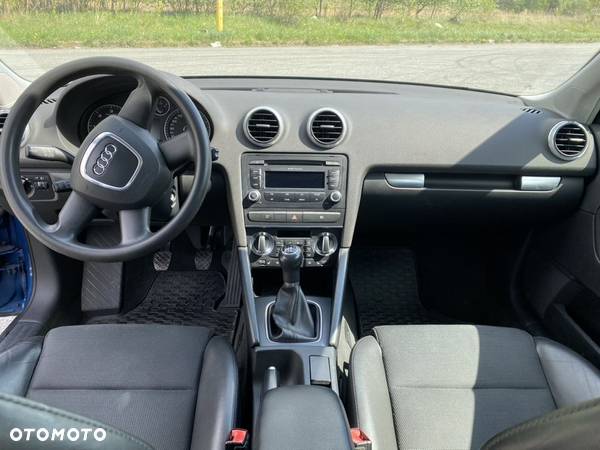 Audi A3 1.9 TDI DPF Attraction - 6