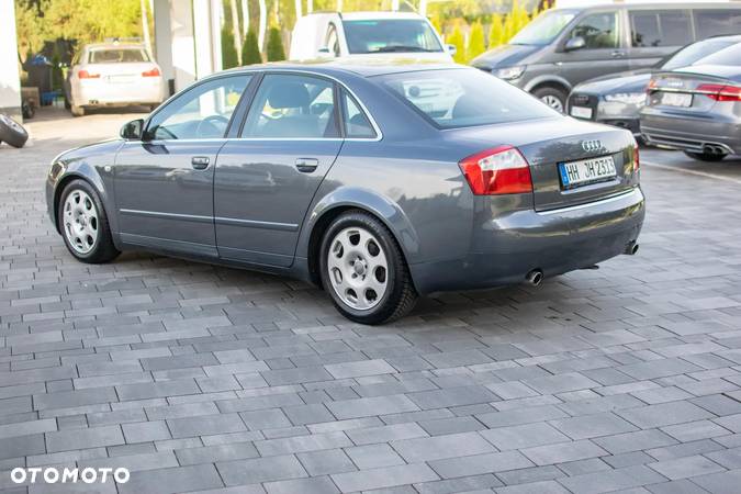 Audi A4 - 16