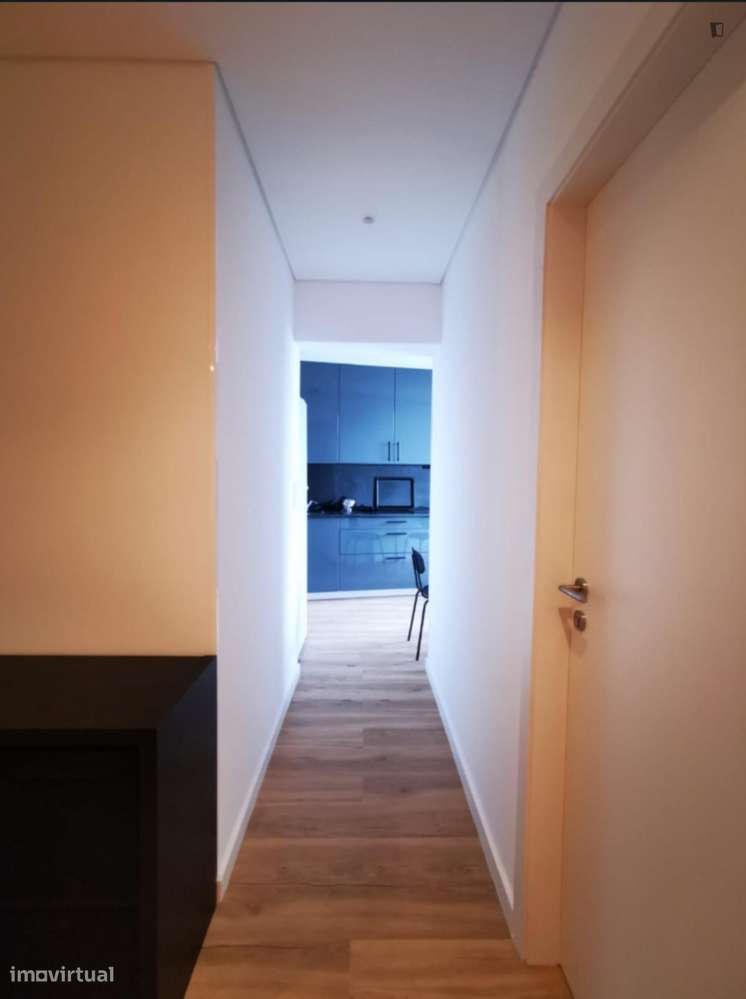 Quarto - localizado em Paranhos Porto - Grande imagem: 2/10