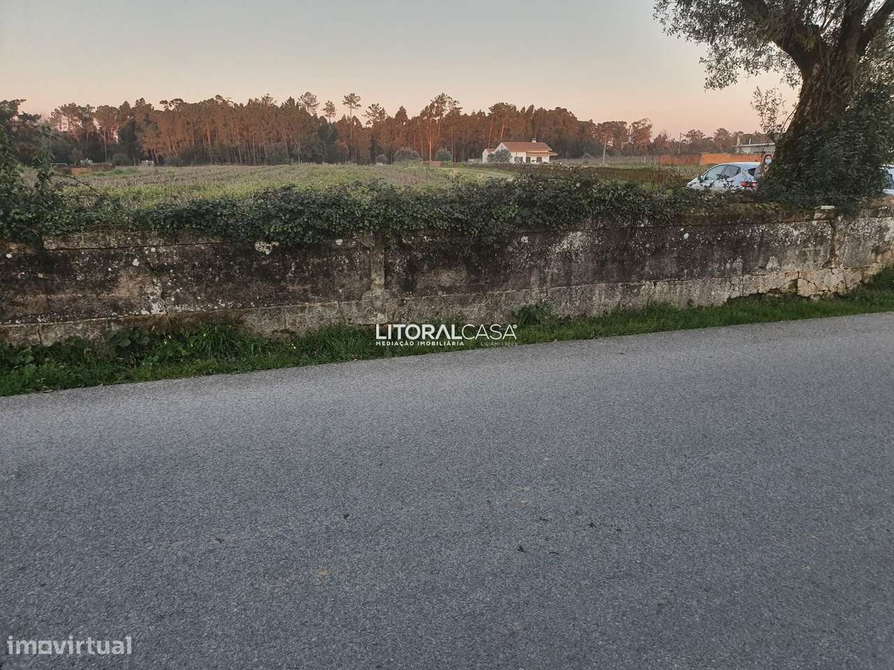 Terreno para 28 Moradias - 200 metros de frente - Grande imagem: 2/13