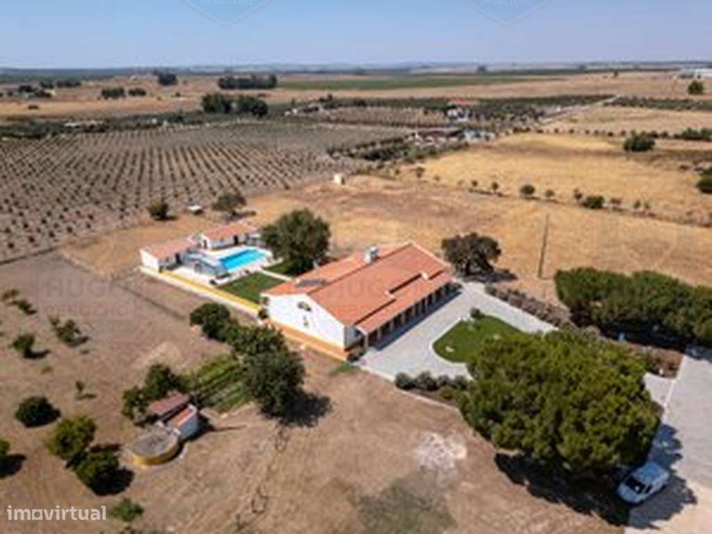 Descubra o privilégio de viver no coração do Alentejo!-8