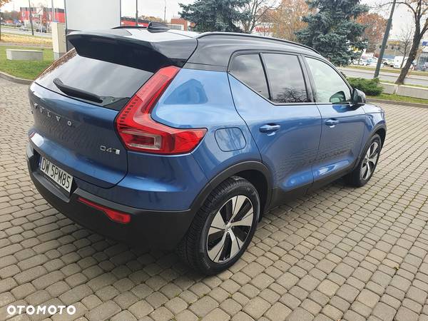 Volvo XC 40 D4 AWD R-Design - 6