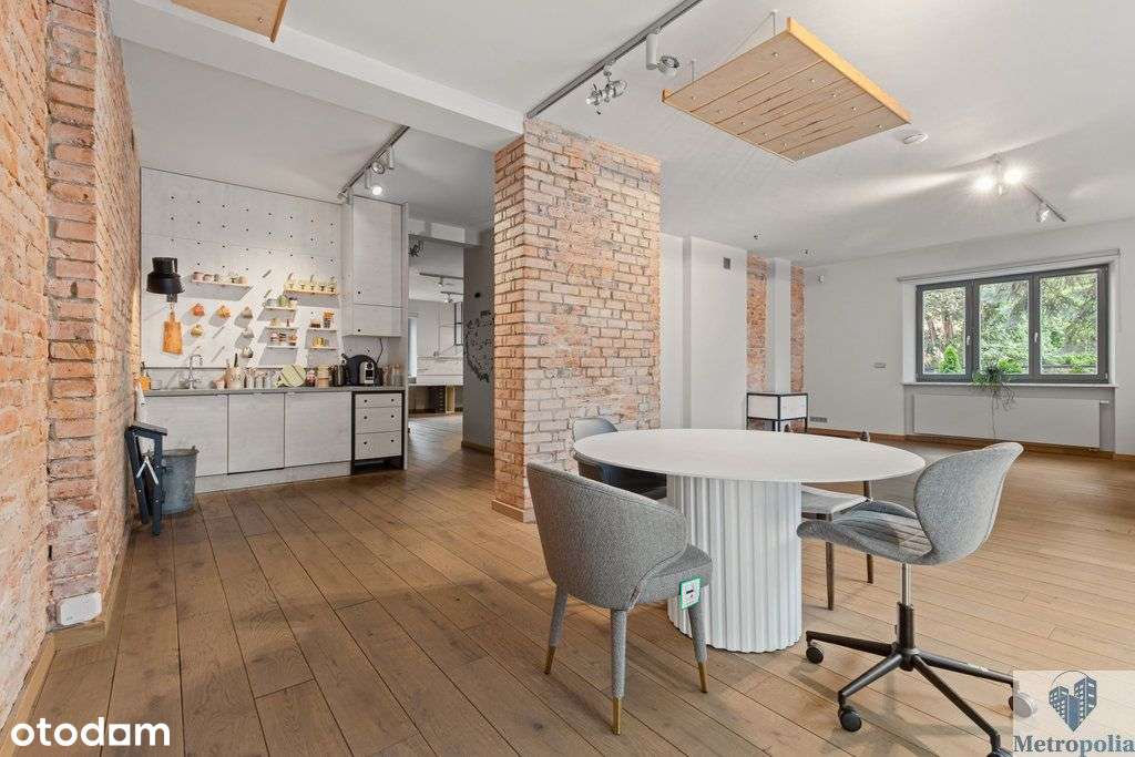 Unikatowe Loftowe Mieszkanie W Zadbanej Kamienicy-0