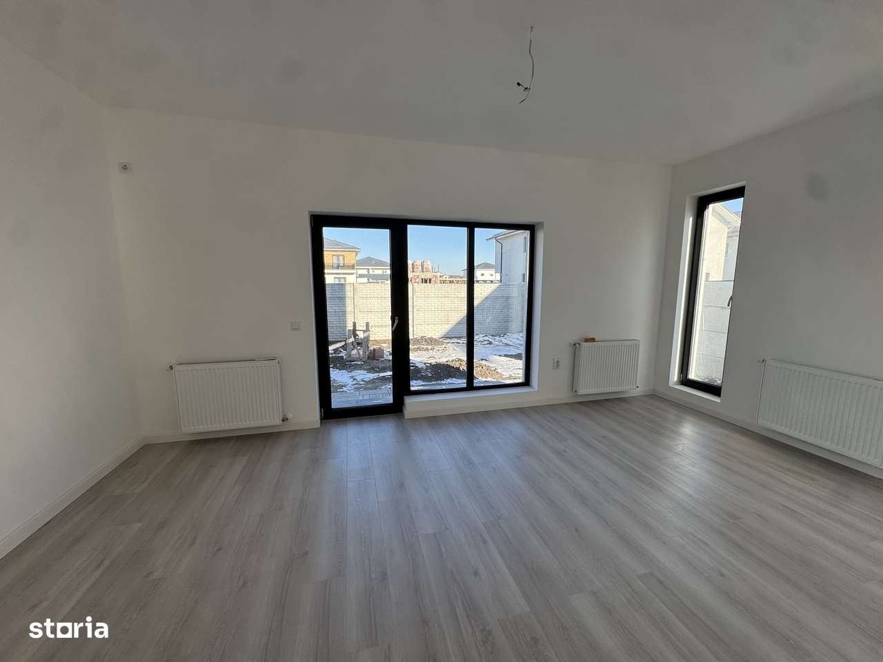 Casa Bragadiru | Parter + Etaj | Mutare imediata | Toate utilitatile - Imagine principală: 5/13