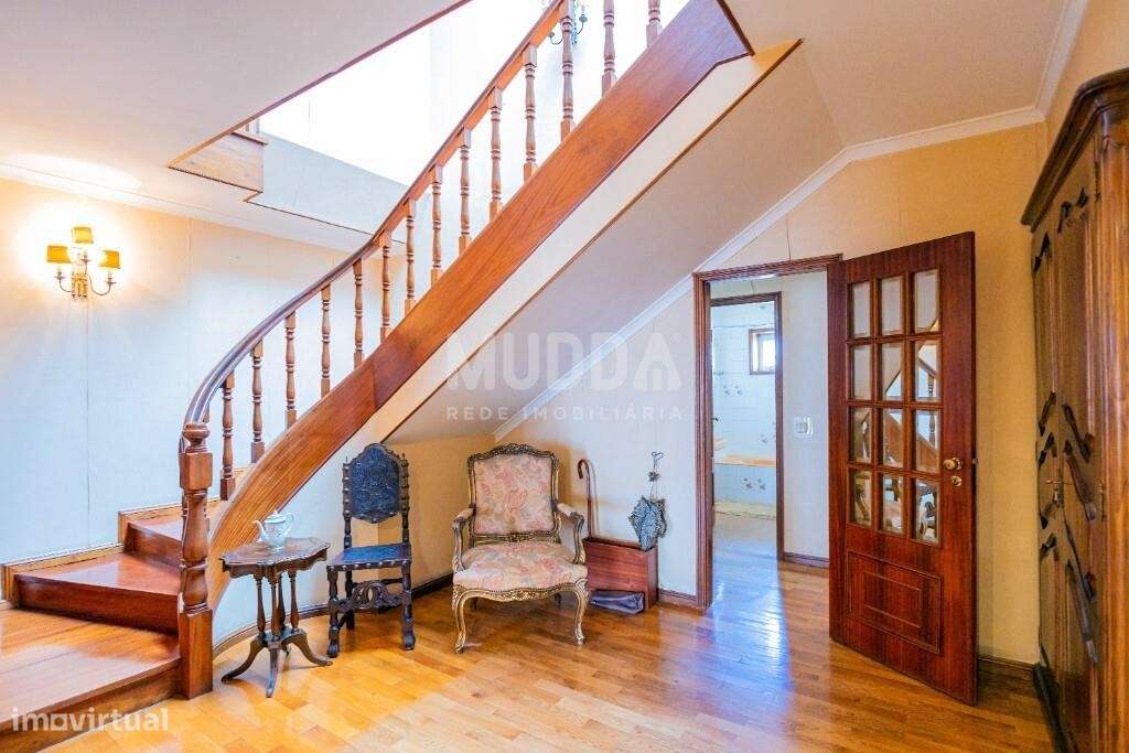 Apartamento Duplex | Último Andar | Centro de São João da Madeira - Grande imagem: 4/49