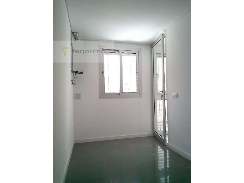 APARTAMENTOS T3 - CENTRO DA CIDADE - EM CONSTRUÇÃO 

IMAGENS ILUS...-9