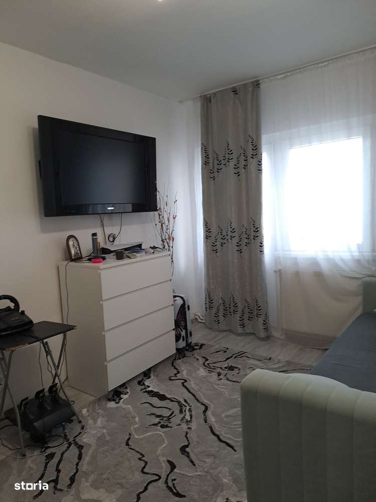 Vând apartament cu 3 camere, etaj 2,B-dul Dacia, 2 balcoane - Imagine principală: 4/12