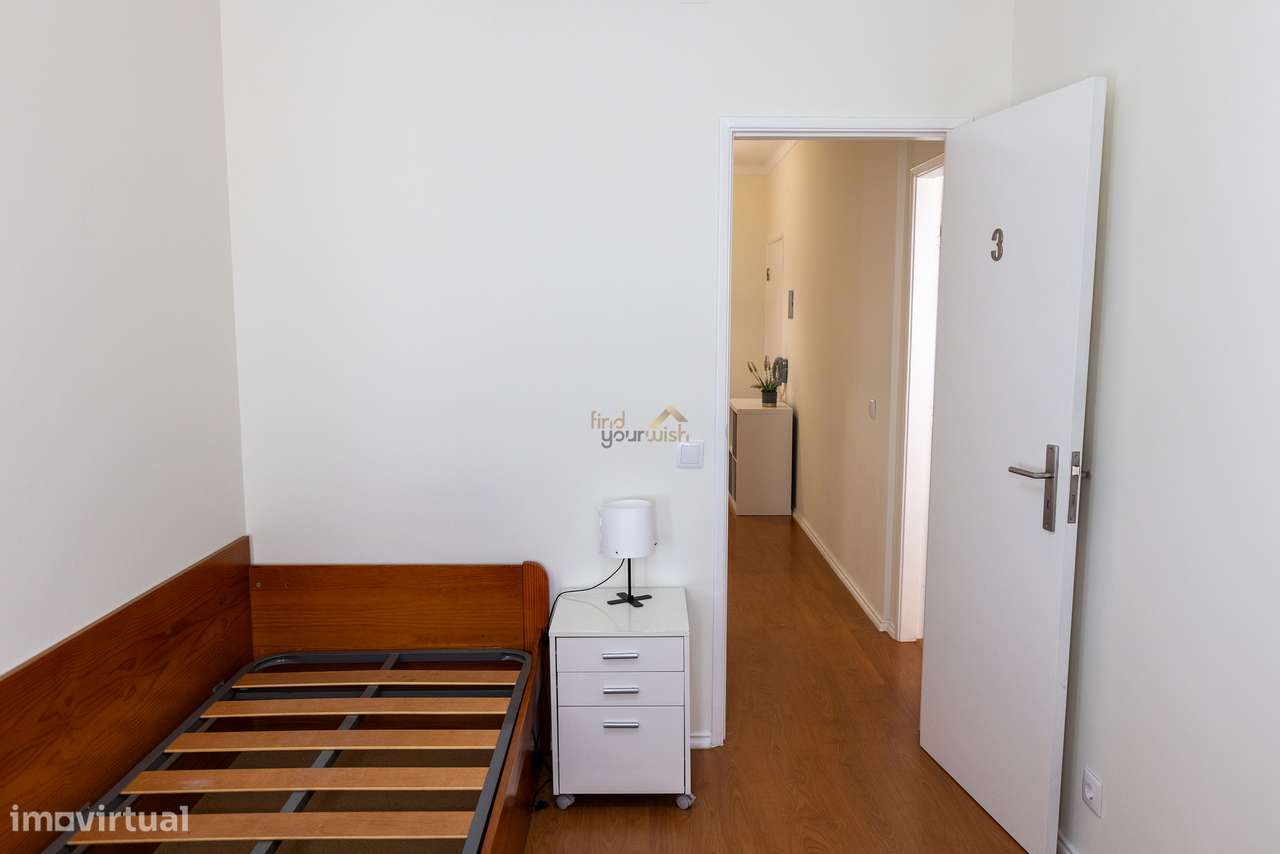 Apartamento T3 com Localização Premium no Centro de Alcobaça-35