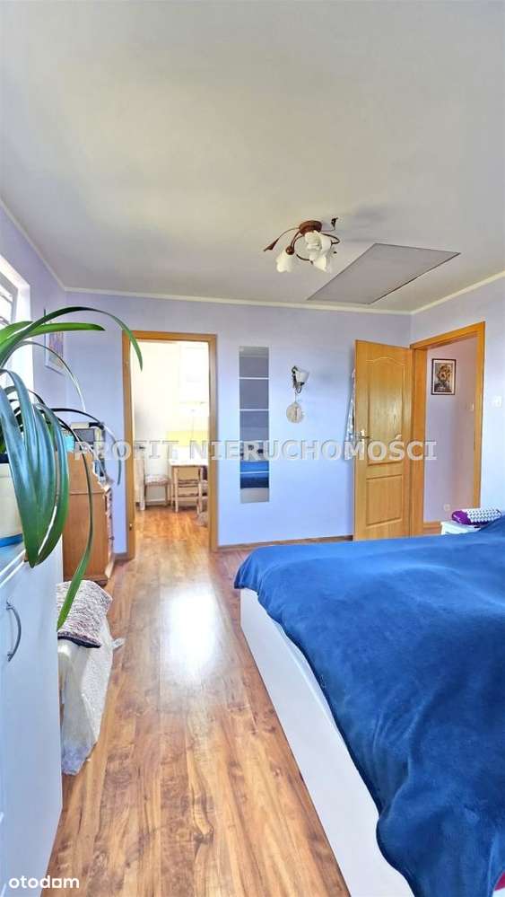 Komfortowy dom w spokojnej okolicy-17