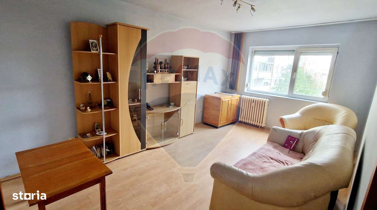 Apartament cu 3 camere de închiriat în zona Aurel Vlaicu - Imagine principală: 4/10